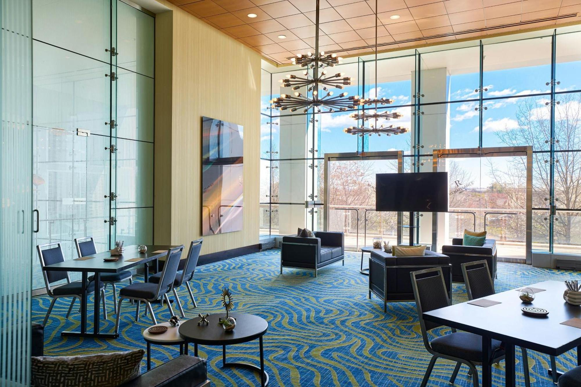 Renaissance Capital View 4*
