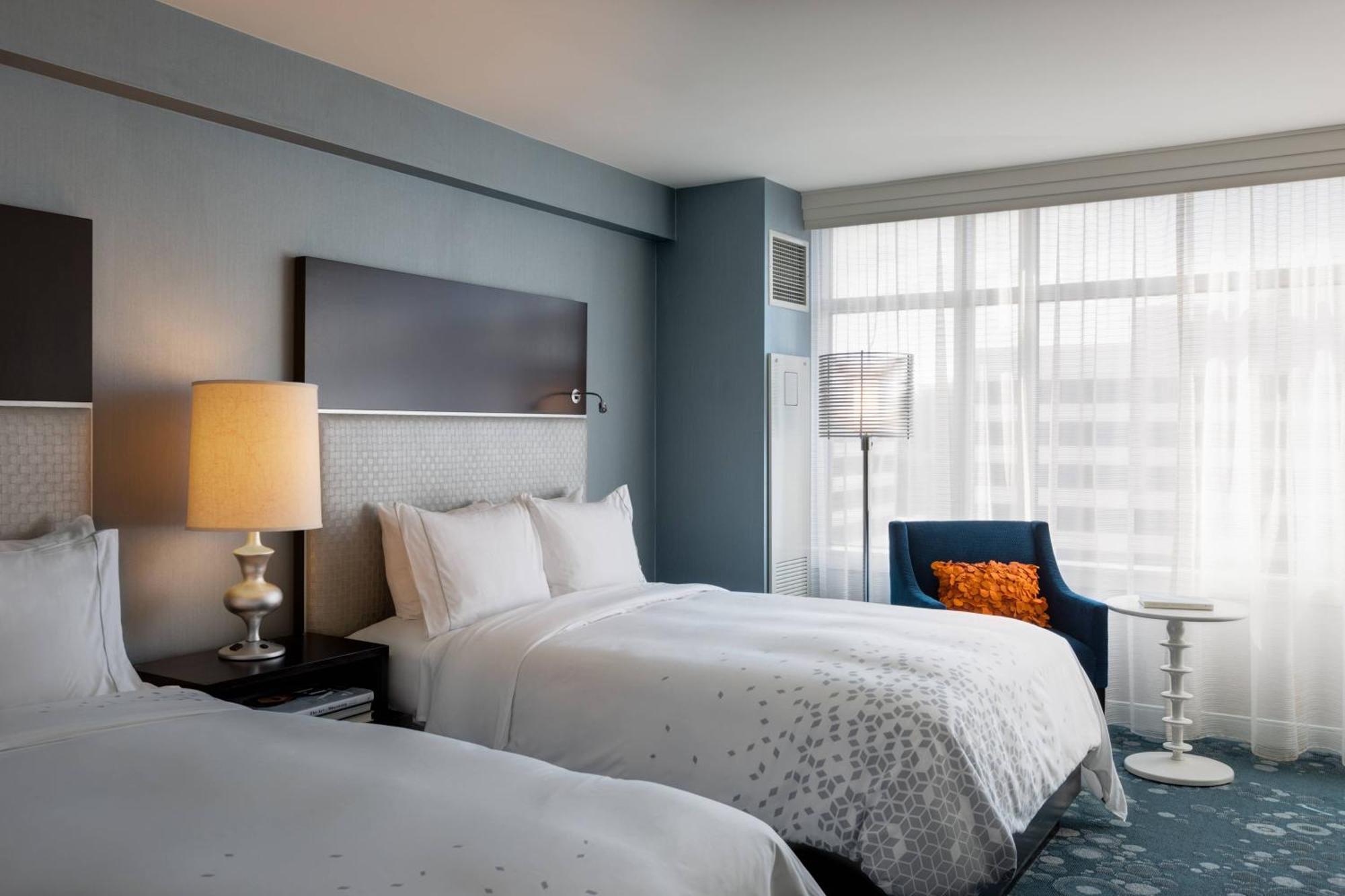Renaissance Capital View 4*