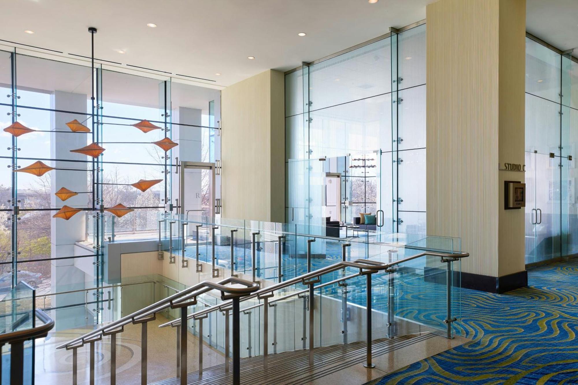 Hotel Renaissance Capital View Arlington